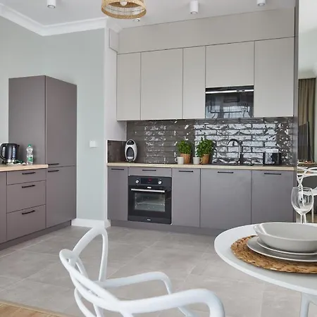 Metro Imielin By Bookinghost 아파트 *