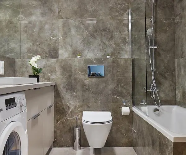 Metro Imielin By Bookinghost *