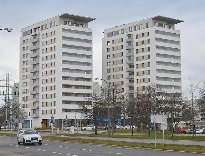 Metro Imielin By Bookinghost