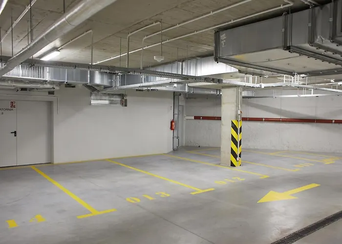 Metro Imielin By Bookinghost Apartment