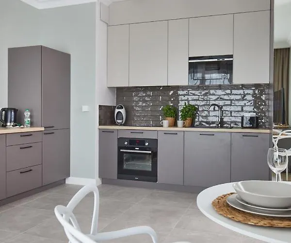 Metro Imielin By Bookinghost Apartment *