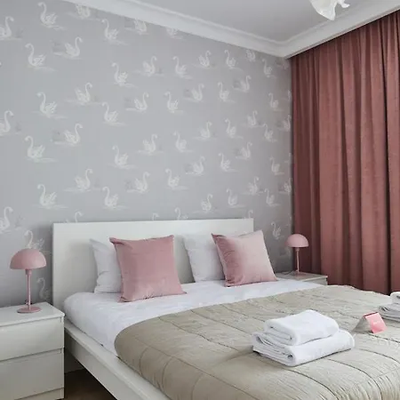 Appartement Metro Imielin By Bookinghost Warschau
